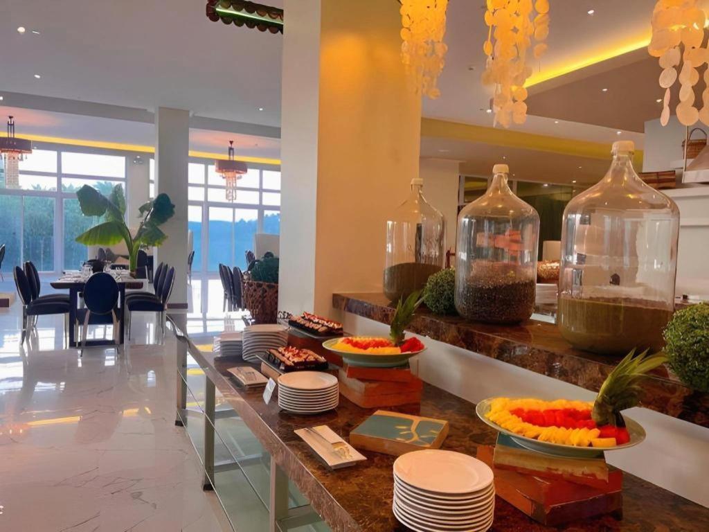 The Oriental Hotel Legazpi Eksteriør billede