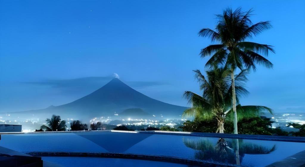 The Oriental Hotel Legazpi Eksteriør billede